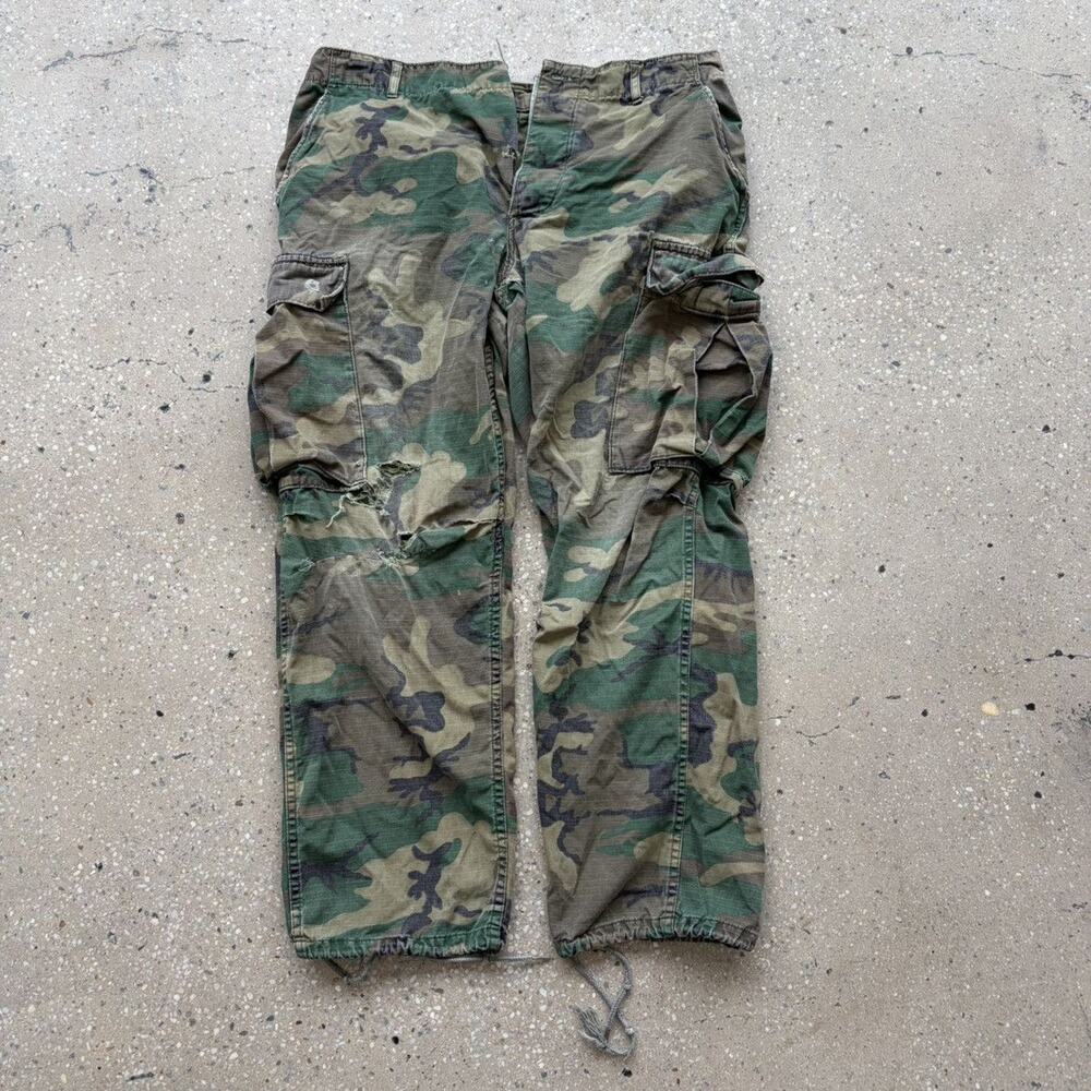 Vintage 80s US Army Camo Grunge Cargo Pants 32x27